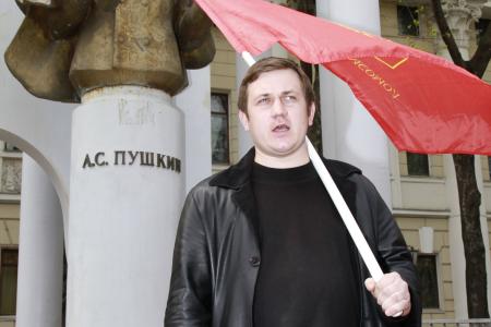Воронежские коммунисты провели митинг в поддержку украинских братьев