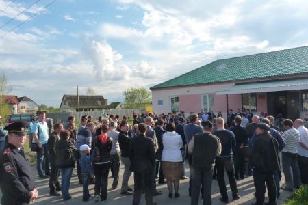 Белгородская область. Коммунисты и комсомольцы провели митинг против вырубки хвойного леса под элитный поселок
