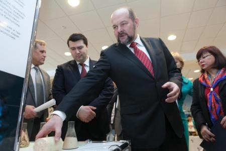 О.А. Лебедев на Архангельском лесном форуме: «Удалось усилить контроль за оборотом необработанной древесины, что значительно снизит масштабы незаконных рубок!»