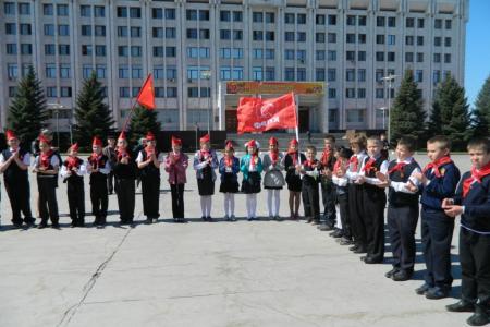 Самарская область. Возложение цветов к Вечному огню