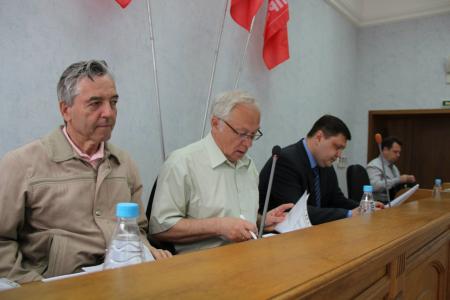Челябинская область. Коммунисты решили вступить в борьбу за губернаторское кресло