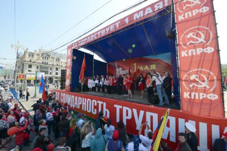 «Антинародное правительство Медведева должно быть отправлено в отставку!» Шествие и митинг в Москве