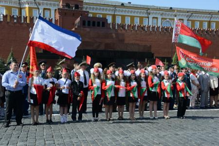 Клятва во имя добра и справедливости. На Красной площади прошел пионерский праздник