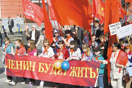 Экологическая акция "Сосенки". Как отметили День пионерии в Омской области