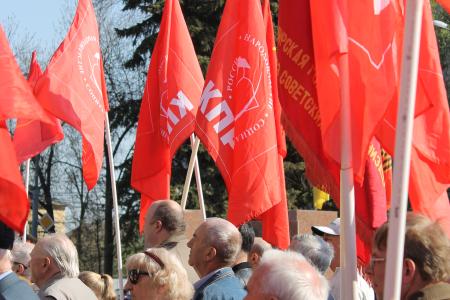 Первомай во Владимире: коммунисты отдельно от профсоюзов