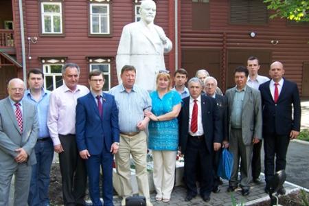 В.И. Кашин во главе группы депутатов Госдумы встретился с партактивом республики Татарстан