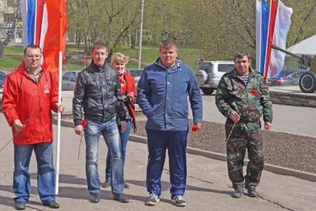 Ивановская область. Кинешемские коммунисты и комсомольцы провели автопробег, приуроченный ко Дню Победы