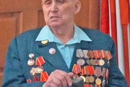 Ивановская область. В Кинешемском горкоме КПРФ состоялась встреча молодежи с участником войны