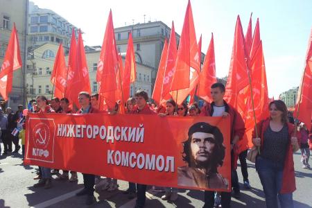 «Антинародное правительство Медведева должно быть отправлено в отставку!» Шествие и митинг в Москве