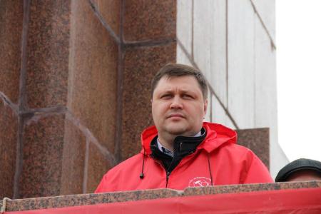 За достойный труд! За независимые профсоюзы! Первомай в Челябинске