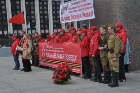 Ленинград проводил автопробег «Наша Великая Победа»