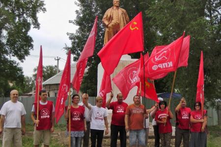 Межрегиональный комсомольский автопробег Саратов – Самара — Пенза прибыл в Балаково