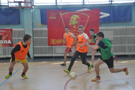 Розыгрыш Кубка Ленинского комсомола по мини-футболу завершился в Петербурге