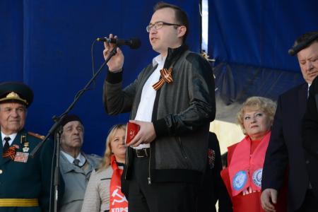 «Либо мы одержим победу над капитализмом, либо он уничтожит нас!». Шествие и митинг в Москве