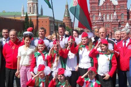 Торжественная пионерская линейка и прием в пионеры на Красной площади