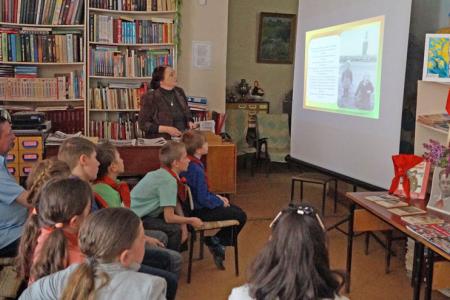 Ивановская область. Кинешма. Комсомольцы и пионеры провели "час истории", посвященный пионерам-героям