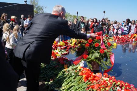Возложение цветов и митинг нижегородских коммунистов в честь Дня Победы