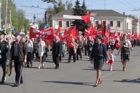 Калуга: Первомай шагает по планете