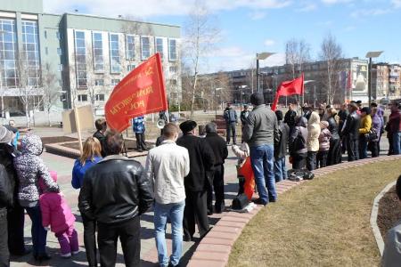 Ханты-Мансийский АО. Митинг жителей балков дошел до штурма администрации Сургута