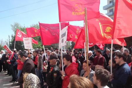 В Махачкале встретилт Международный день солидарности трудящихся