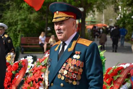 Красный День Победы в Астрахани