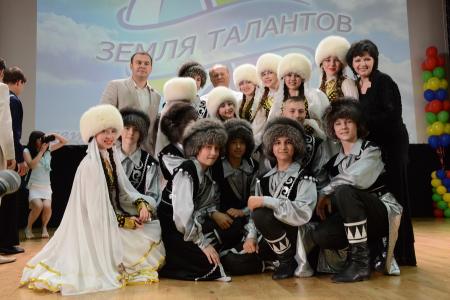 «КПРФ – детям!». Г.А. Зюганов принял участие в финальном детско-юношеском гала-концерте «Земля талантов»