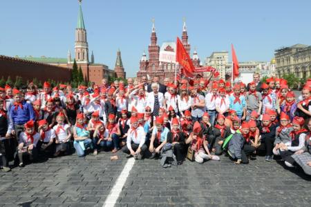 Клятва во имя добра и справедливости. На Красной площади прошел пионерский праздник