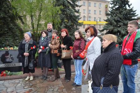 "Не забудем! Не простим!". Тульские коммунисты почтили память погибших одесских антифашистов