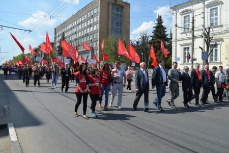 Первомай в Туле: красным не по пути с сине-голубыми!