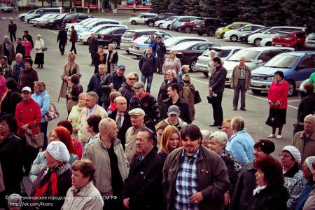 Красноярский край. Коммунисты и комсомольцы организовали массовый митинг в городе Железногорске против роста тарифов на энергию