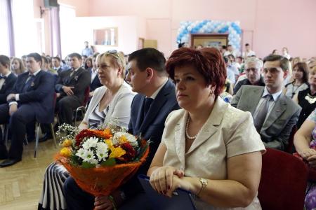 Д.Г. Новиков посетил праздник «последнего звонка» в московской школе №19