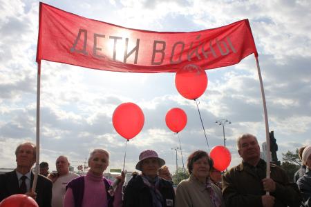 Свердловская область. Митинг в поддержку инициативы КПРФ по сбору гуманитарной помощи ополченцам Юго-Востока Украины
