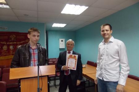 Алтайские коммунисты и комсомольцы отметили 20-ю годовщину восстановления краевой комсомольской организации