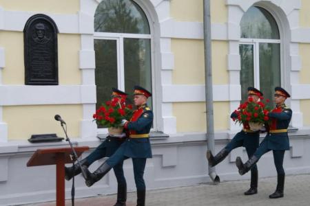 В канун 9 мая коммунисты Читы почтили память героев Великой Отечественной войны