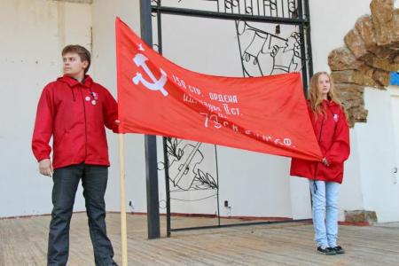 Наше дело правое, мы победили! Челябинские коммунисты отметили День Победы