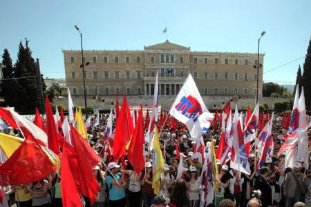 Греция: Красный Первомай, передовой рабочий класс