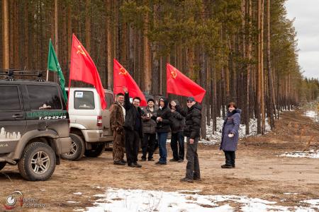 Ветеранам глубинки – заботу и внимание! Автопробег архангельских коммунистов и автолюбителей