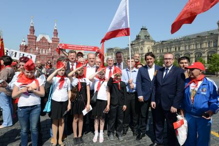 Клятва во имя добра и справедливости. На Красной площади прошел пионерский праздник