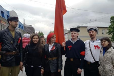 «Открывайте! Это ЧК!». Барнаульские коммунисты, переодевшись в форму чекистов, вышли в ночной патруль  