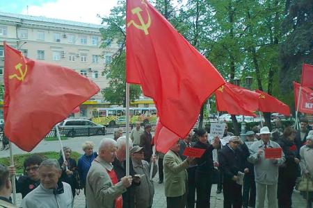 Обуздать кровавую вакханалию! В Воронеже прошел митинг в поддержку жителей юго-востока Украины