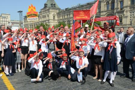 Клятва во имя добра и справедливости. На Красной площади прошел пионерский праздник