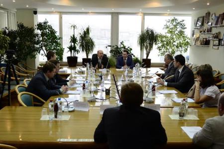 В Госдуме состоялось заседание круглого стола по теме: "Конституционное право на жилище в законодательстве Российской Федерации"