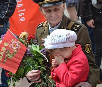 Ростовчане почтили минутой молчания подвиг героев в  Великой Отечественной войне