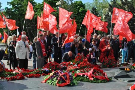 Сталинградские коммунисты почтили память героев Великой Отечественной войны