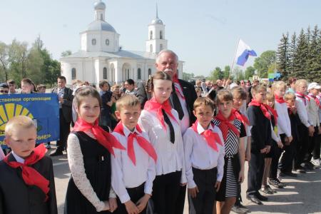 «Взвейтесь кострами синие ночи!». День пионерии в Псковской области