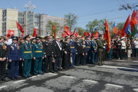 «Либо мы одержим победу над капитализмом, либо он уничтожит нас!». Шествие и митинг в Москве