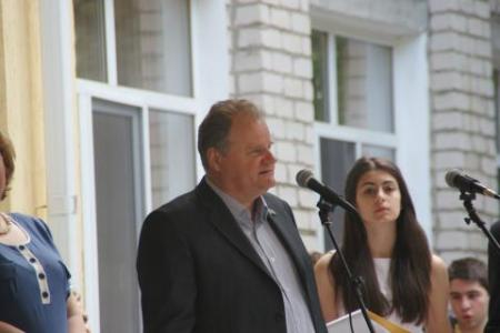 Депутаты-коммунисты Карачаево-Черкесской Республики приняли участие в мероприятиях, посвященных завершению учебного года