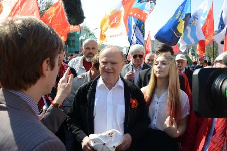 «Антинародное правительство Медведева должно быть отправлено в отставку!» Шествие и митинг в Москве