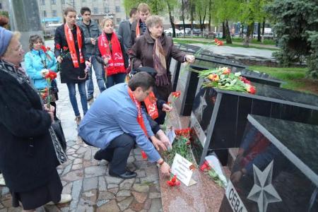 "Не забудем! Не простим!". Тульские коммунисты почтили память погибших одесских антифашистов
