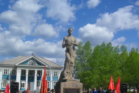 «В дела пионерии верю я! Шагай вперёд, пионерия!». Пионерский слёт в Иркутской области